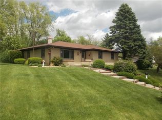 9758 W Fall Creek Dr, Pendleton, IN 46064