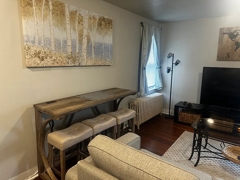 516 S Pleasant St #3 — Photo 8