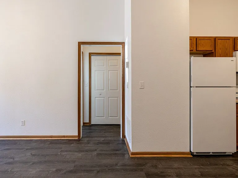 Pinnacle Heights Apartments — Photo 15