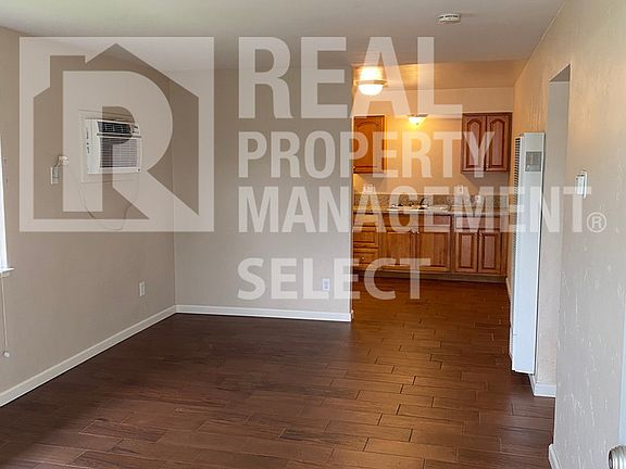 2nd image of 160 Cathcart Ave