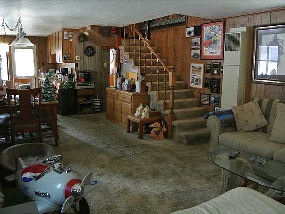 3rd image of 306 W Sherwood Blvd