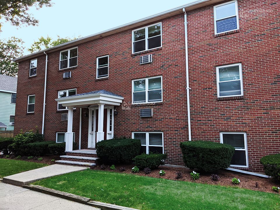 1st image of 102 Oxford St APT 10