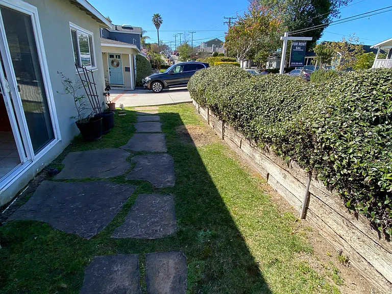 116 W Maple Ave — Photo 10