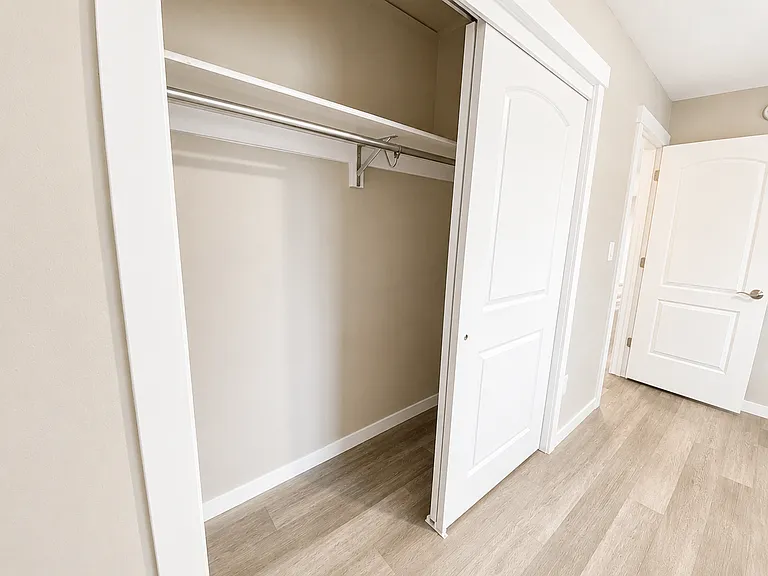 373 Lakewood Dr — Photo 12