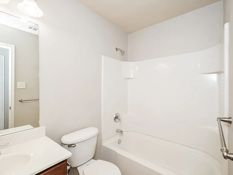 12640 Lost Prairie Dr — Photo 15
