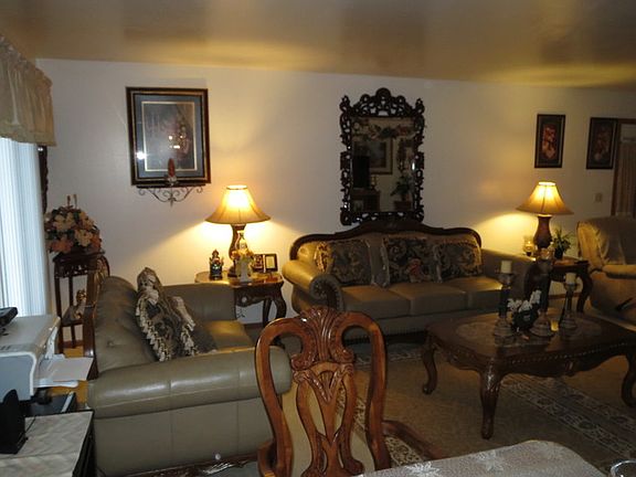 4th image of 1514 Lombard Ave