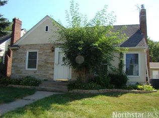 1596 Edgerton St, Saint Paul, MN 55130