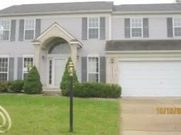 44883 Greenbriar Dr #30, Van Buren Township, MI 48111