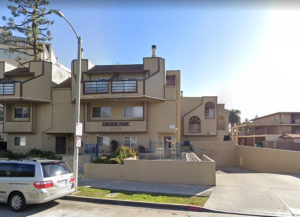 1st image of 1320 N Spurgeon St #A