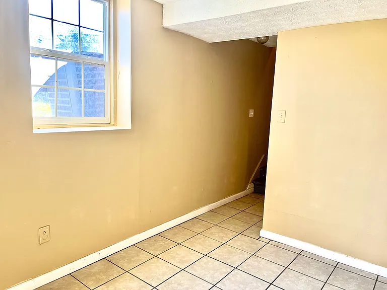 3664 Crosby Dr — Photo 9