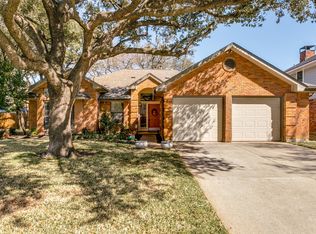 3414 Spring Willow Dr, Grapevine, TX 76051