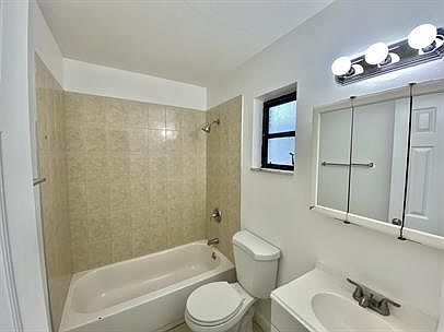 2nd image of 2207 Jackson St #11121180