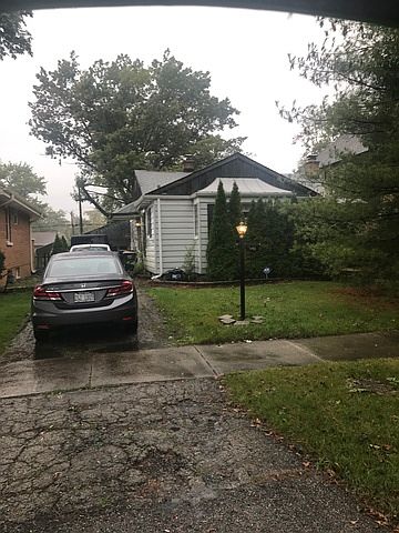 1st image of 940 N Fernandez Ave