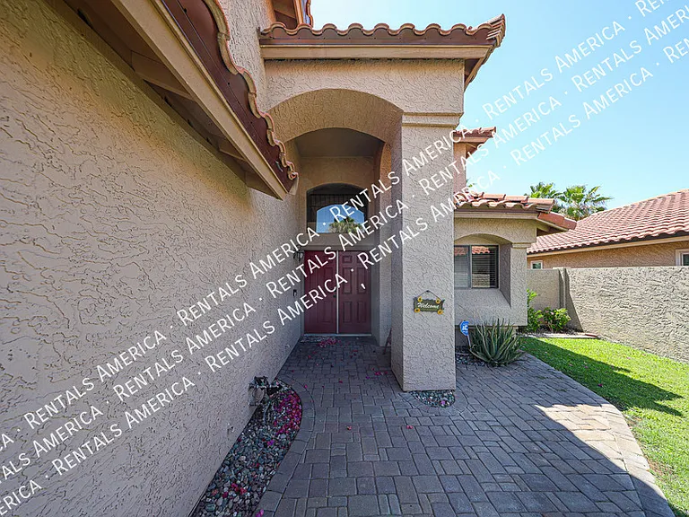 12704 N 89th Pl — Photo 4