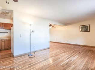 543 Willow Rd E #2, Staten Island, NY 10314
