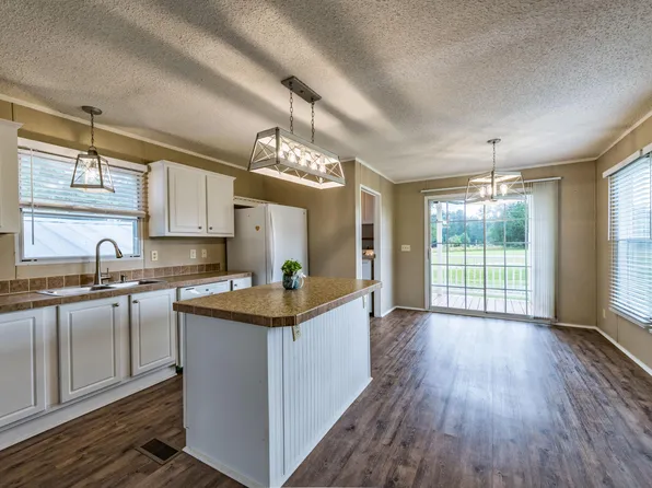 4426 Carpenter Pond Rd, Durham, NC 27703