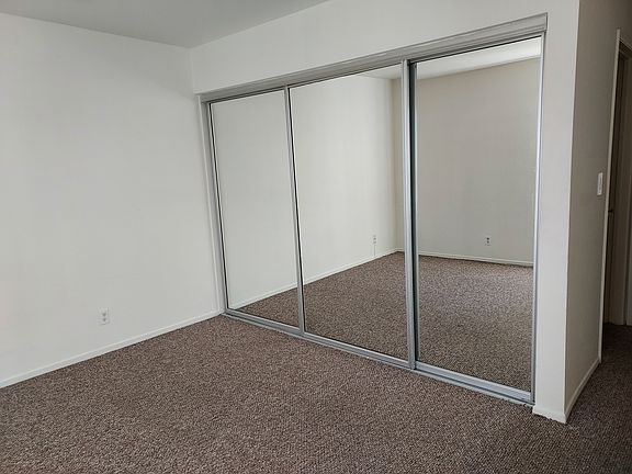 4th image of 3635 Veteran Ave #202