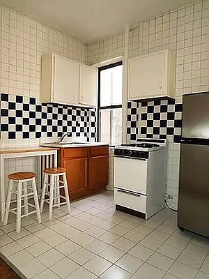 Rented by J Misrahi Realty Corp | media 4