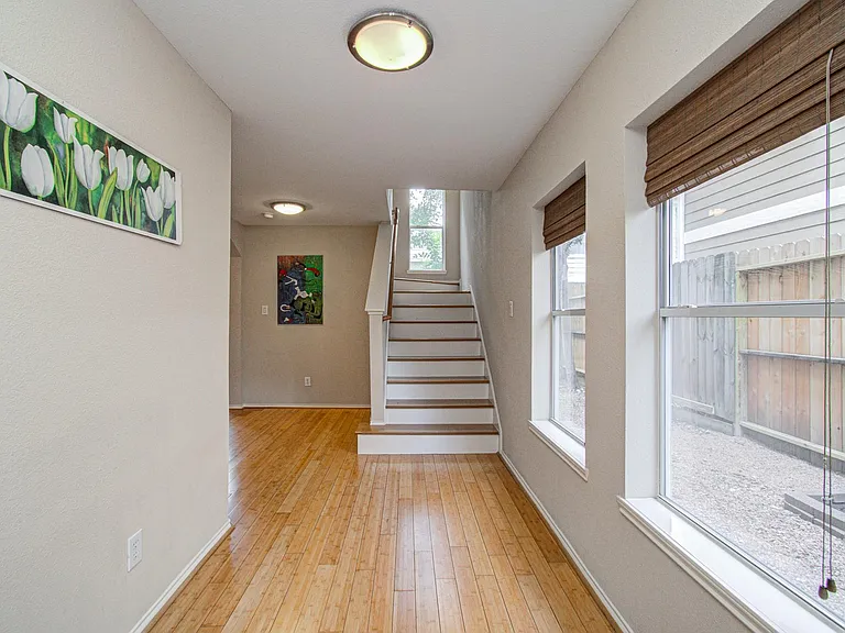 2920 Clay St — Photo 4
