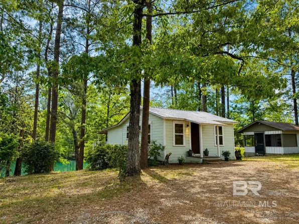 762 Buddy Lake Rd, Brewton, AL 36426
