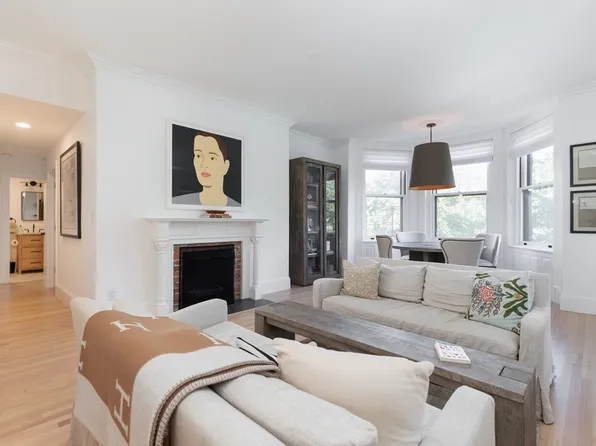 280 Commonwealth Ave APT 301, Boston, MA 02116