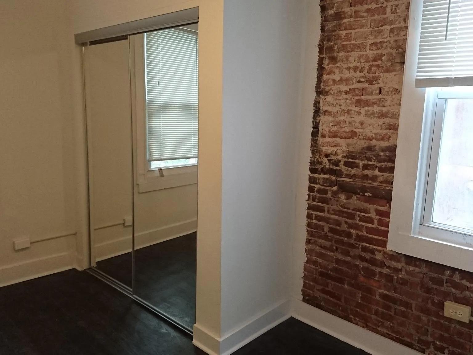2 bed, 1.5 bath, 1200 sqft, $1,295 — Photo 4