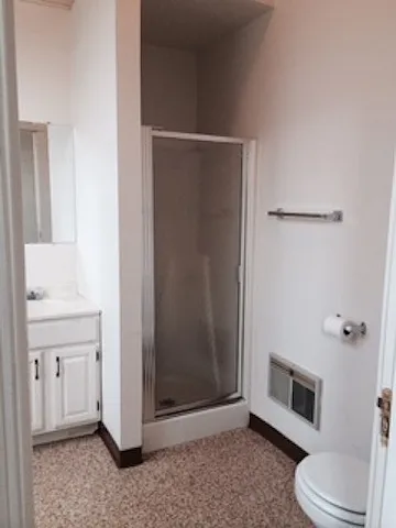 Bathroom - 201