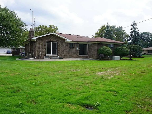 5th image of 35625 Alta Vista Dr