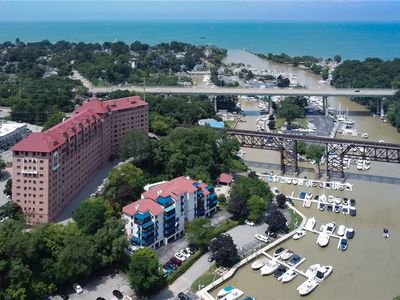 19000 Lake Rd APT 2315, Rocky River, OH, 44116