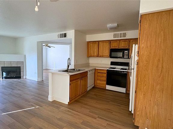 4th image of 5710 E Tropicana Ave Unit 1196