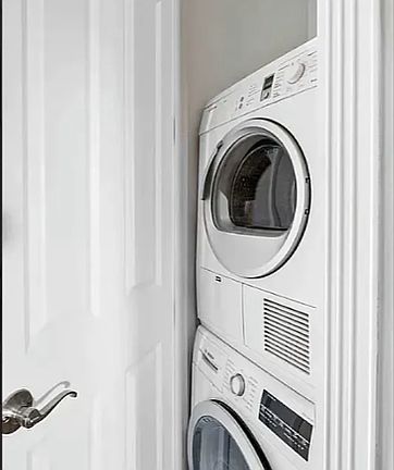 5th image of 722 10th Ave APT 4C