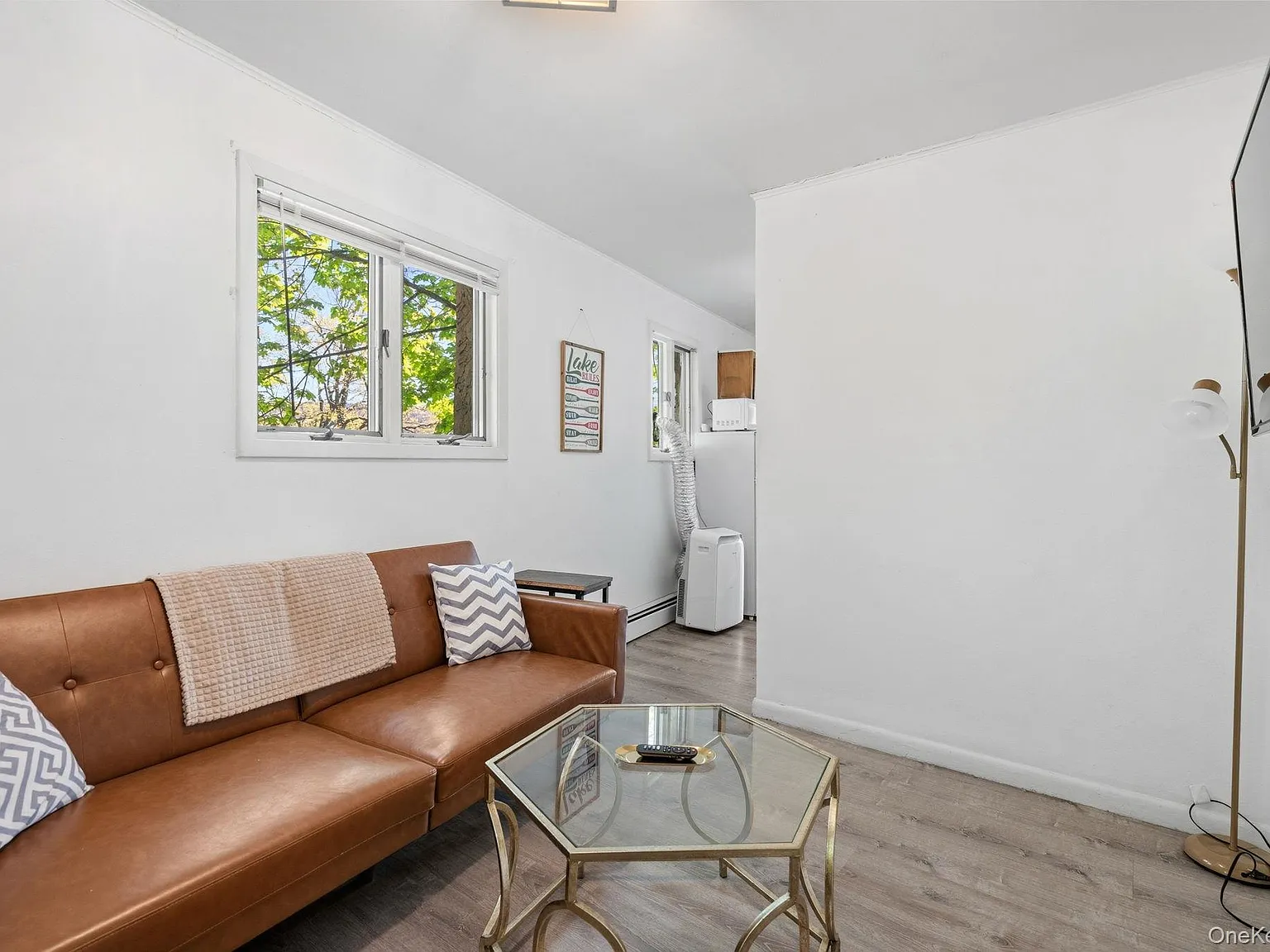1 bed, 1.0 bath, 4962 sqft, $2,300 — Photo 4
