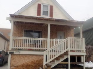 2105 W Vilter Ln, Milwaukee, WI 53204