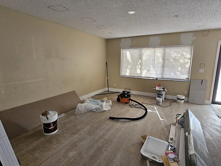 2262 NW 59th Way — Photo 3