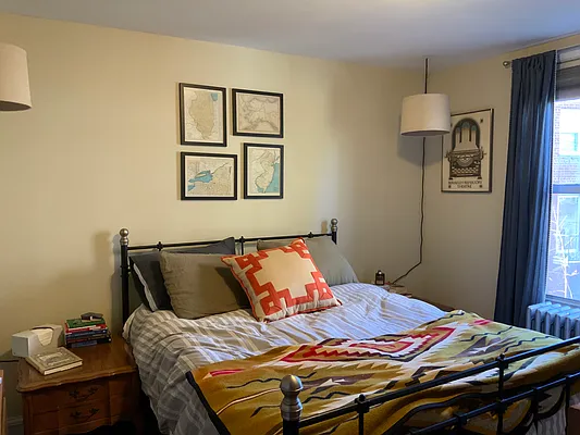 Rented by Compass | media 22