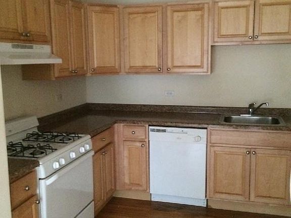 4th image of 2006 W Foster Ave #2B