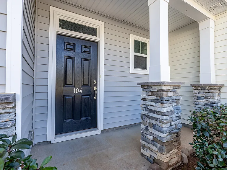 104 Muir Way — Photo 2