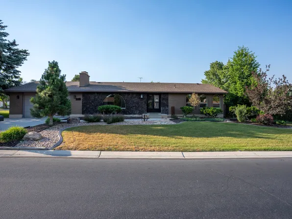 2518 W Carson Ln S, West Jordan, UT 84084