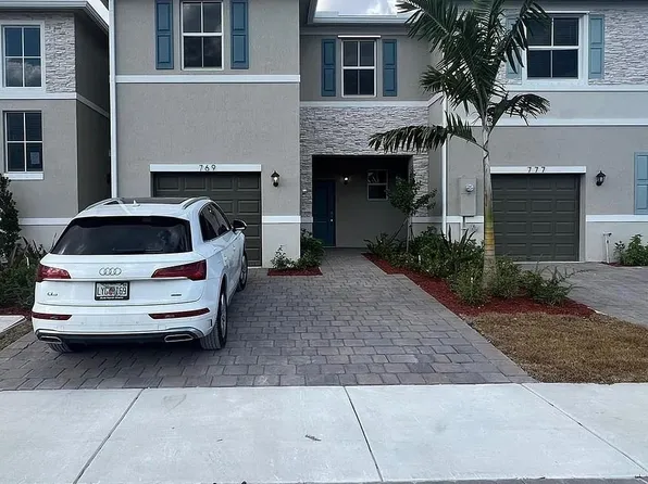 769 SE 17th Ct, Homestead, FL 33034