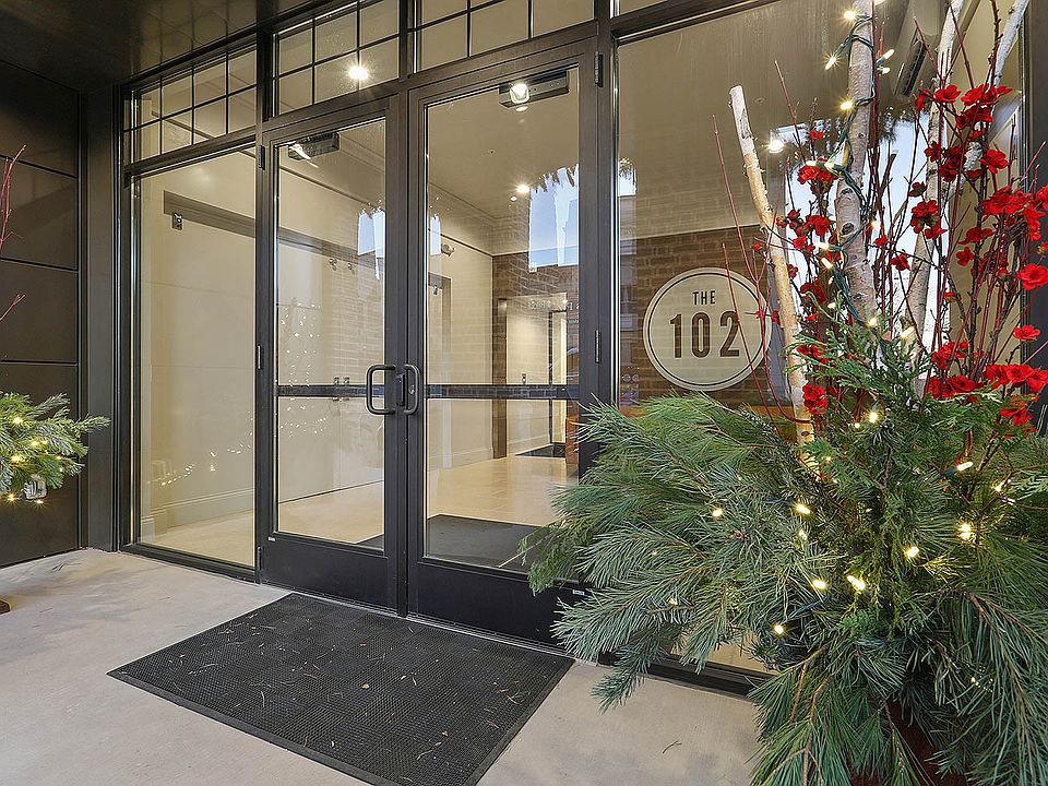 1st image of 102 N Broadway APT 403