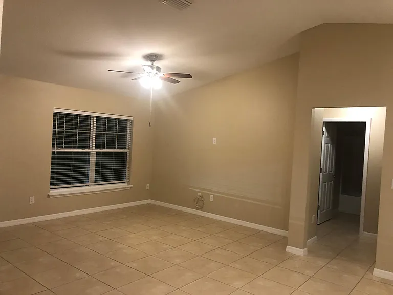 Dogwood Dr — Photo 10