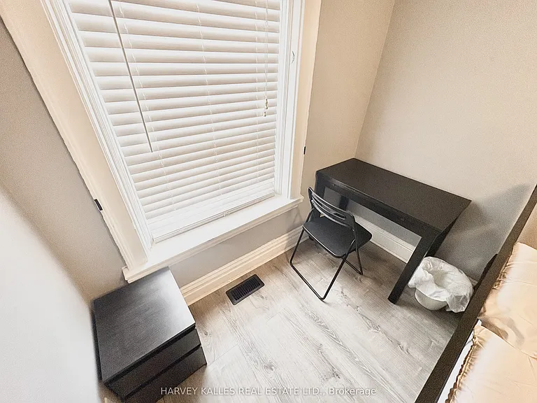 11 Saint Patricks Sq #2 — Photo 12