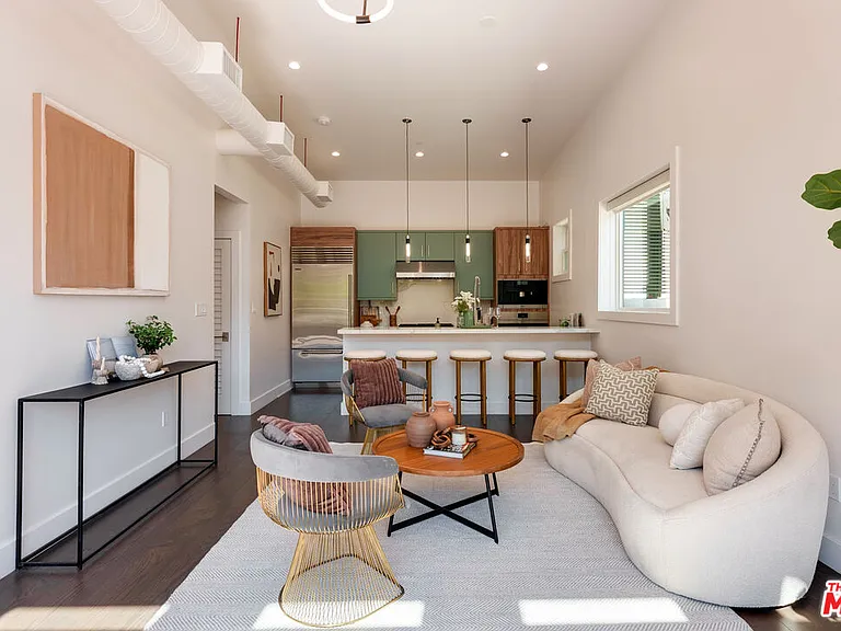 443 W Avenue 37 — Photo 18