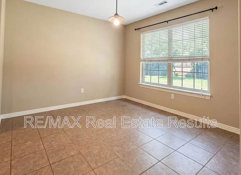 2904 SW Wentworth Ave — Photo 4