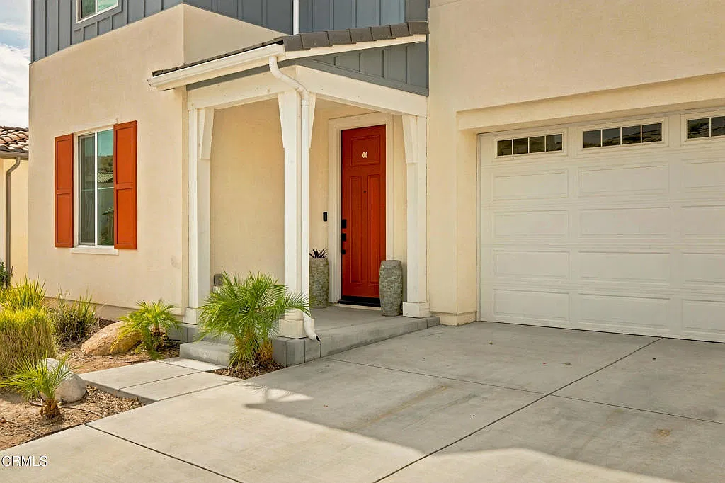 4 bed, 3.0 bath, 3032 sqft, $5,500 — Photo 2