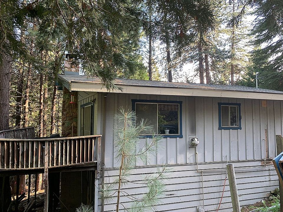 1st image of 28619 Strawberry Ln