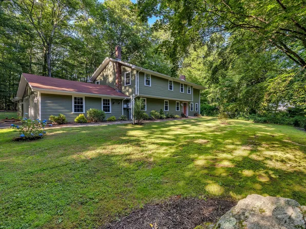 185 Meadow Hills Drive, Guilford, CT 06437