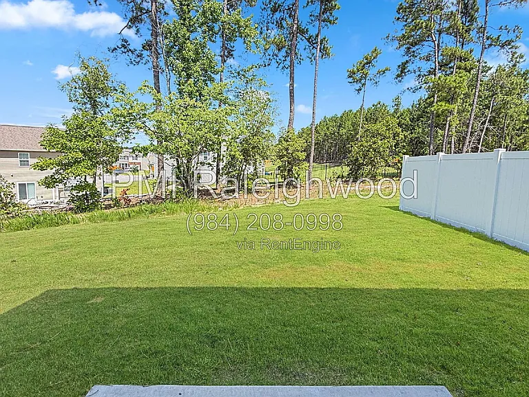 2301 Gracie Ln — Photo 22