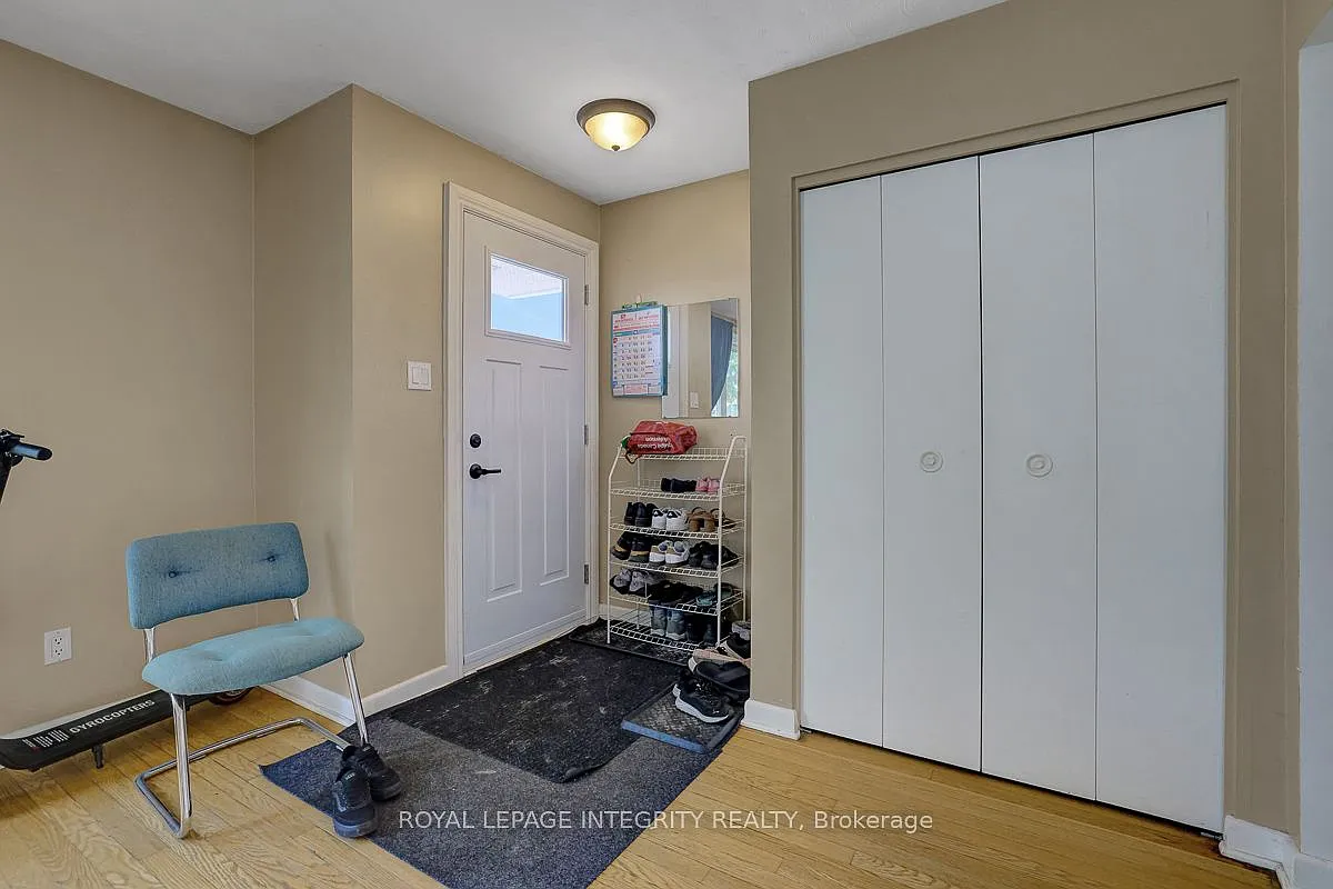 3 bed, $2,450 — Photo 2