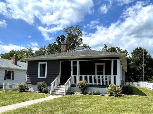 301 Richmond Ave